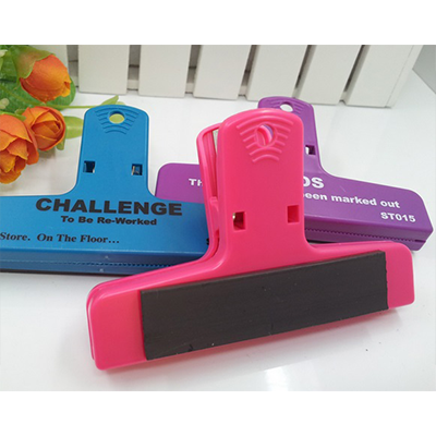 Magnetic Chip Clip 33