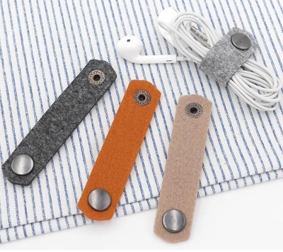 Earbud/Cable Manager/Organizer (felt) 124